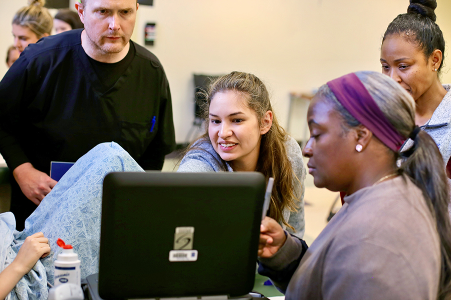 Duke University School of Nursing, MSN Adult Gerontology, Nurse Faculty, POCUS, point of care ultrasound, abdominal exam, MSN, MSN students at Duke