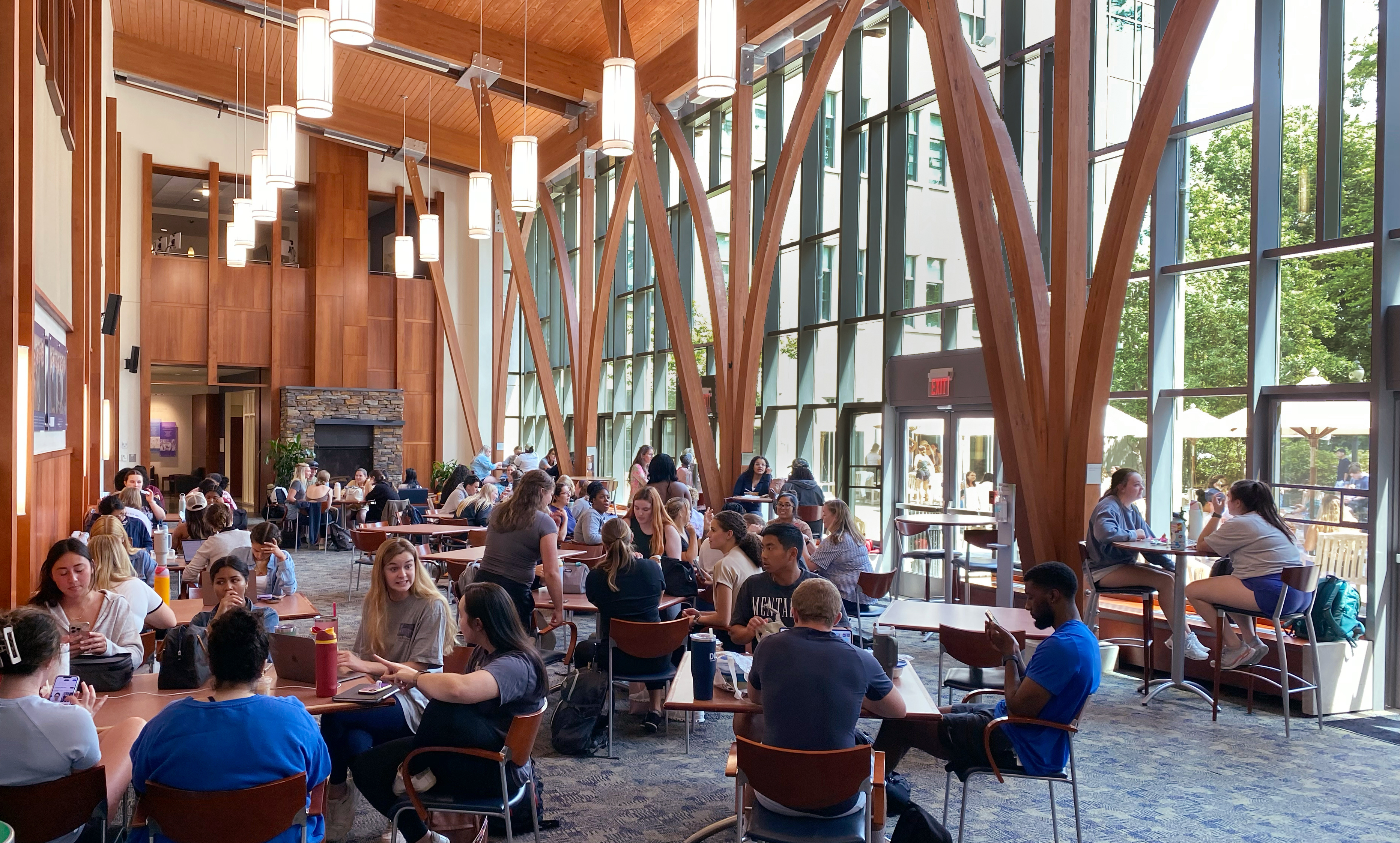 School of Nursing Atrium full of Students