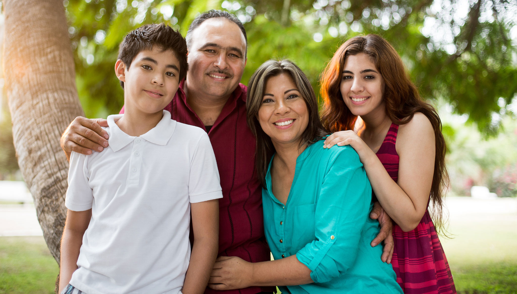 Image of Latino family