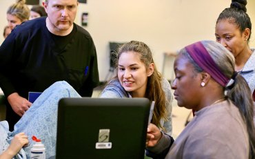 Duke University School of Nursing, MSN Adult Gerontology, Nurse Faculty, POCUS, point of care ultrasound, abdominal exam, MSN, MSN students at Duke